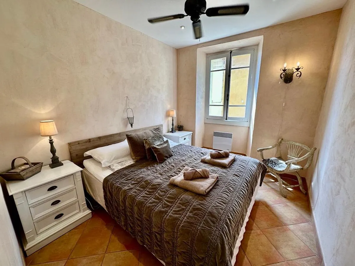 Residence Place Poullan Villefranche-sur-Mer France